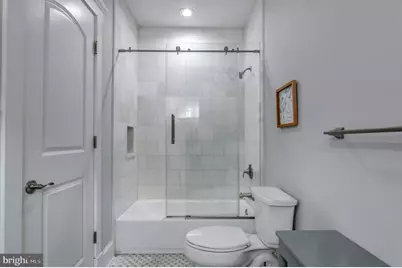 10704 Warwick Avenue, Fairfax, VA 22030 - Photo 42