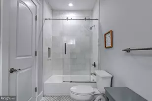 10704 Warwick Ave, Fairfax, VA 22030 - Photo 42