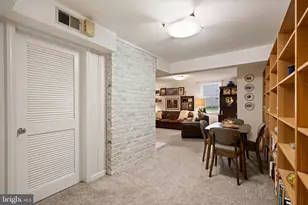 3426 Brookwood Dr, Fairfax, VA 22030 - Photo 26