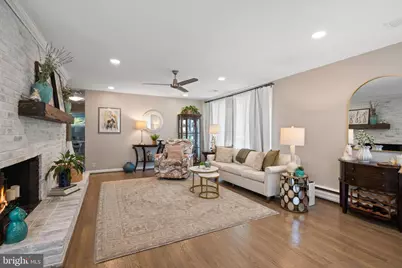3426 Brookwood Drive, Fairfax, VA 22030 - Photo 4