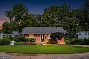 4216 Sideburn Rd, Fairfax, VA 22030 - Photo 1