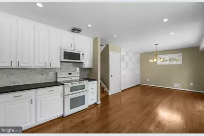 4216 Sideburn Road, Fairfax, VA 22030 - Photo 14