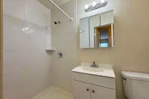 4104 Sideburn Rd, Fairfax, VA 22030 - Photo 16
