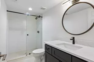 10090 Cover Pl, Fairfax, VA 22030 - Photo 26