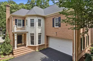 10090 Cover Pl, Fairfax, VA 22030 - Photo 1