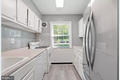 9453 Fairfax Boulevard #104, Fairfax, VA 22031 - Photo 10
