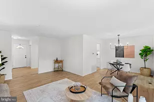10217 Shiloh St, Fairfax, VA 22030 - Photo 10