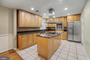 10708 Norman Ave, Fairfax, VA 22030 - Photo 12