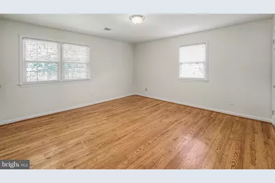 10708 Norman Avenue, Fairfax, VA 22030 - Photo 6