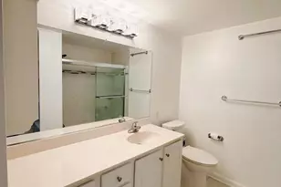 10570 Main St, Fairfax, VA 22030 - Photo 8