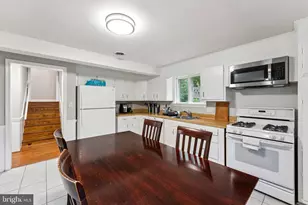 10307 Beaumont St, Fairfax, VA 22030 - Photo 12