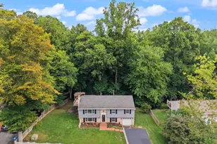 10102 Spring Lake Terrace, Fairfax, VA 22030 - Photo 4
