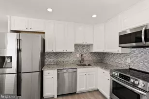 4144 Addison Rd, Fairfax, VA 22030 - Photo 20