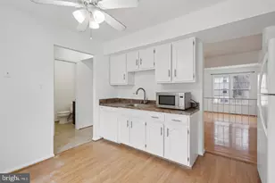 3940 Bradwater St, Fairfax, VA 22031 - Photo 12