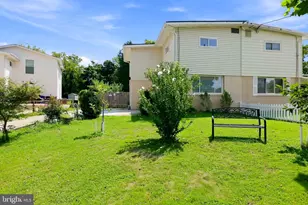 4230 Ardmore Pl, Fairfax, VA 22030 - Photo 1
