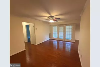 3814 Lyndhurst Drive #103, Fairfax, VA 22031 - Photo 2