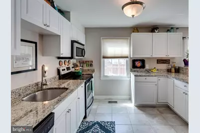 3975 Wilcoxson Drive, Fairfax, VA 22031 - Photo 6