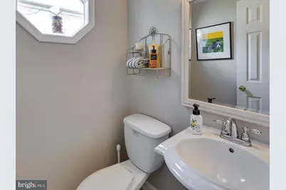 3975 Wilcoxson Drive, Fairfax, VA 22031 - Photo 10
