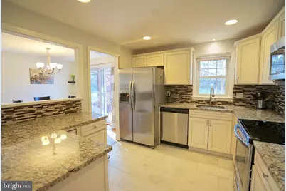 4218 University Drive, Fairfax, VA 22030 - Photo 6
