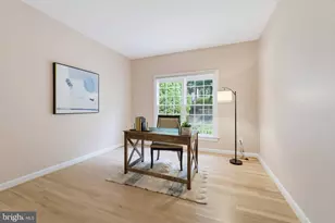 3810 Daniels Run Ct, Fairfax, VA 22030 - Photo 20
