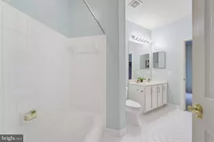 3810 Daniels Run Ct, Fairfax, VA 22030 - Photo 44
