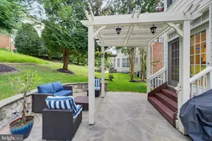 3810 Daniels Run Ct, Fairfax, VA 22030 - Photo 54