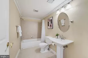 3810 Daniels Run Ct, Fairfax, VA 22030 - Photo 40