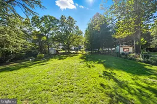 10123 Dwight Ave, Fairfax, VA 22032 - Photo 12