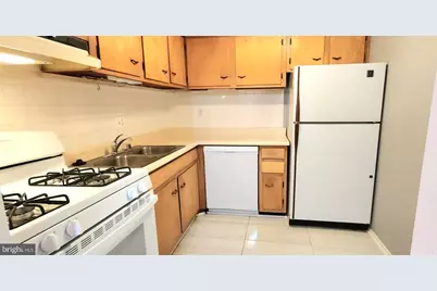 10028 Mosby Woods Drive #232, Fairfax, VA 22030 - Photo 6