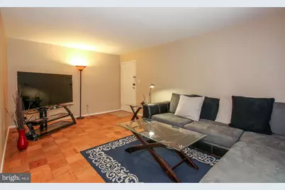 10028 Mosby Woods Drive #232, Fairfax, VA 22030 - Photo 4