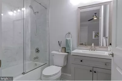 10704 Warwick Avenue, Fairfax, VA 22030 - Photo 6