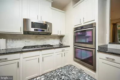 4092 Glendale Way, Fairfax, VA 22030 - Photo 10