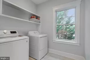 10704 Warwick Ave, Fairfax, VA 22030 - Photo 46
