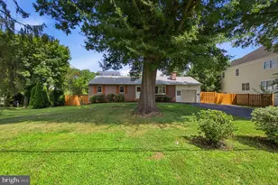 3601 McLean Ave, Fairfax, VA 22030 - Photo 2