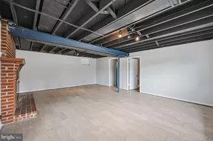 4211 University Dr, Fairfax, VA 22030 - Photo 32