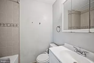 4211 University Dr, Fairfax, VA 22030 - Photo 18
