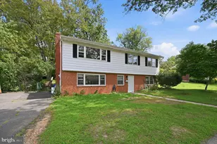 4211 University Dr, Fairfax, VA 22030 - Photo 1