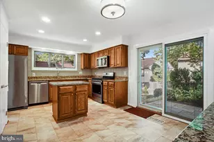 9938 Great Oaks Way, Fairfax, VA 22030 - Photo 18