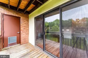 10723 W West Dr, Fairfax, VA 22030 - Photo 20