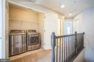 4304 Edosomwan Ln, Fairfax, VA 22030 - Photo 32