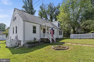 4023 Poplar, Fairfax, VA 22030 - Photo 2