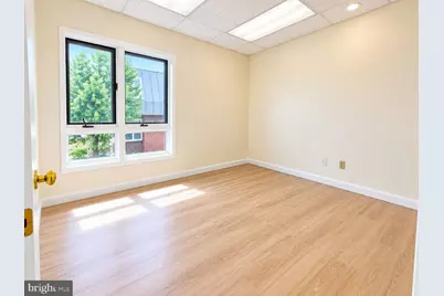 10627 Jones Street #201B, Fairfax, VA 22030 - Photo 12