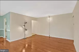 3846 Lyndhurst Dr, Fairfax, VA 22031 - Photo 6