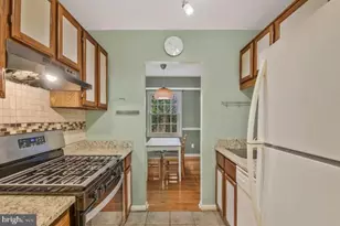 3846 Lyndhurst Dr, Fairfax, VA 22031 - Photo 12