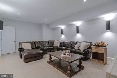 10704 Warwick Avenue #A, Fairfax, VA 22030 - Photo 32