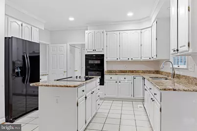 10631 Elmont Court, Fairfax, VA 22030 - Photo 8