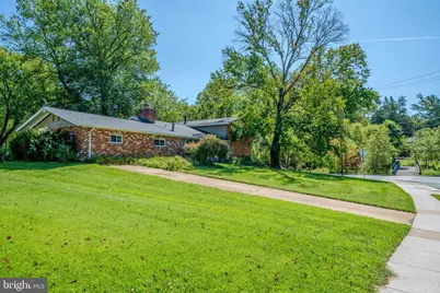 3749 Chain Bridge Road, Fairfax, VA 22030 - Photo 32