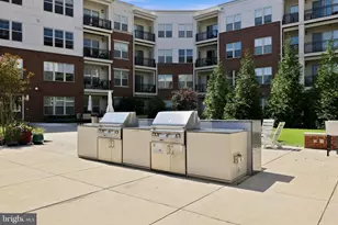 10755 Fairgrounds Dr, Fairfax, VA 22030 - Photo 32