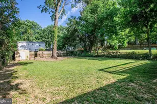 4023 Chestnut St, Fairfax, VA 22030 - Photo 6