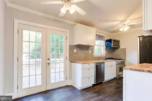 4023 Chestnut St, Fairfax, VA 22030 - Photo 14